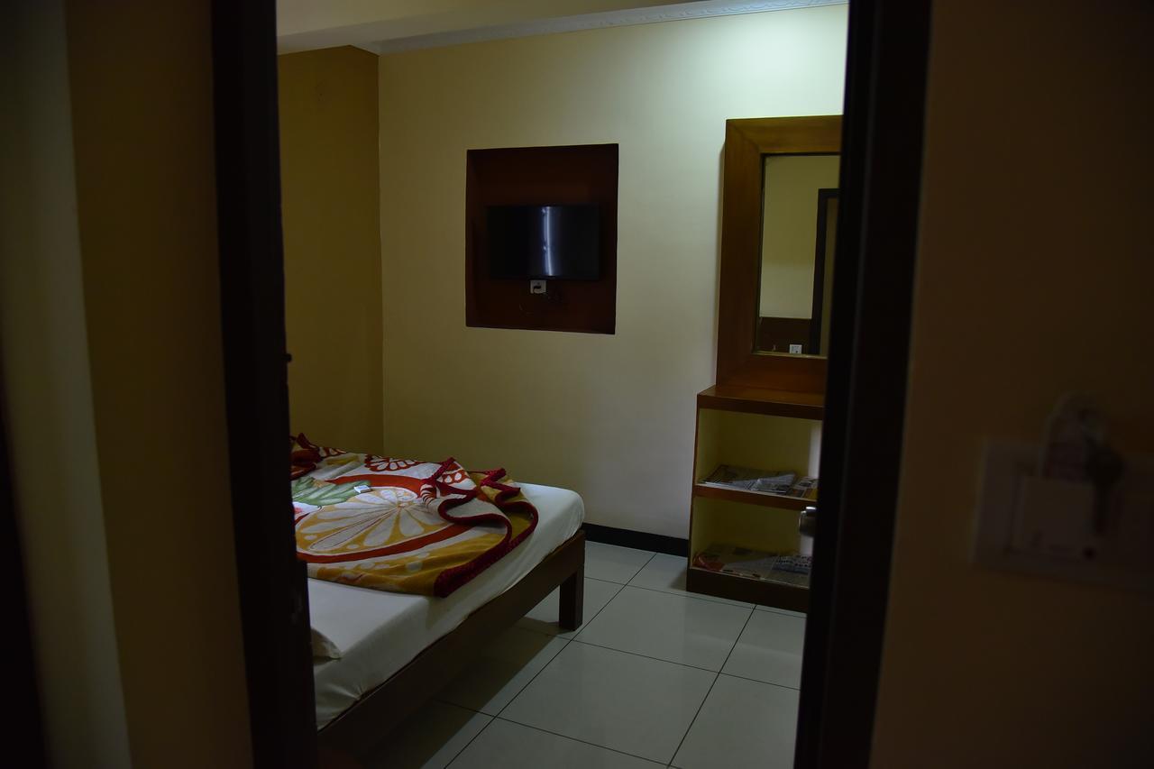 Hotel Ezhil Residency Tamilnadu - Tamilnadu - Kodaikanal Exterior foto